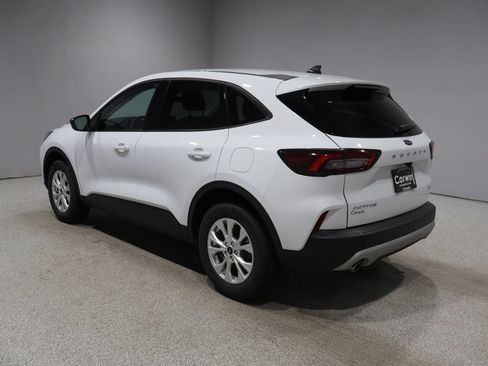 Used 2025 Ford Escape Active AWD/4WD image 4