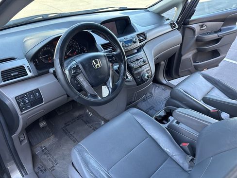Used 2012 Honda Odyssey Touring Elite image 23