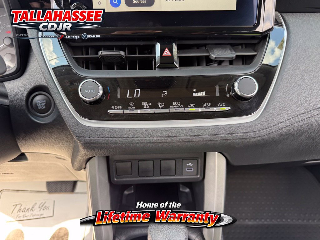 Used 2024 Toyota Corolla Cross LE FWD image 33