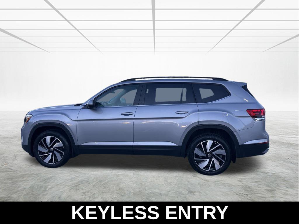 Used 2024 Volkswagen Atlas SE w/ Panoramic Sunroof Package AWD/4WD image 8