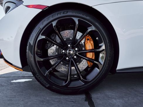 Used 2020 McLaren 570S Coupe image 27