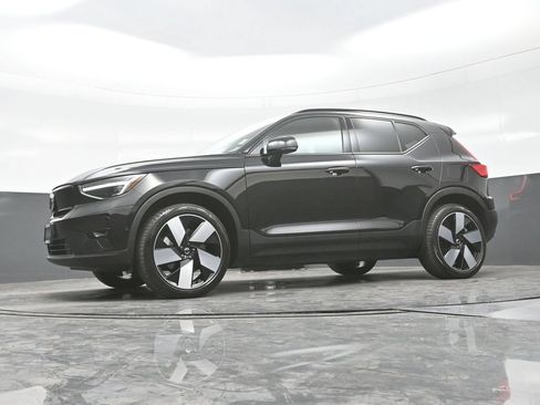 Used 2023 Volvo XC40 Recharge Ultimate w/ Protection Package Premier AWD/4WD image 26