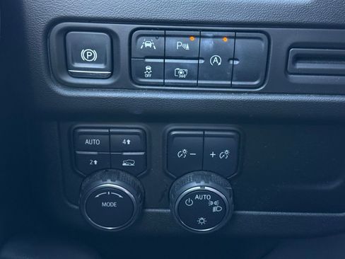 Used 2024 Chevrolet Tahoe RST w/ RST Performance Edition image 26