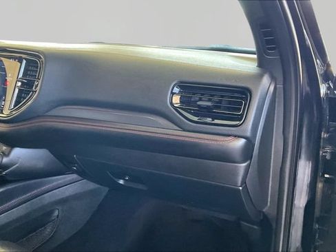 Used 2024 Dodge Durango GT RWD image 19