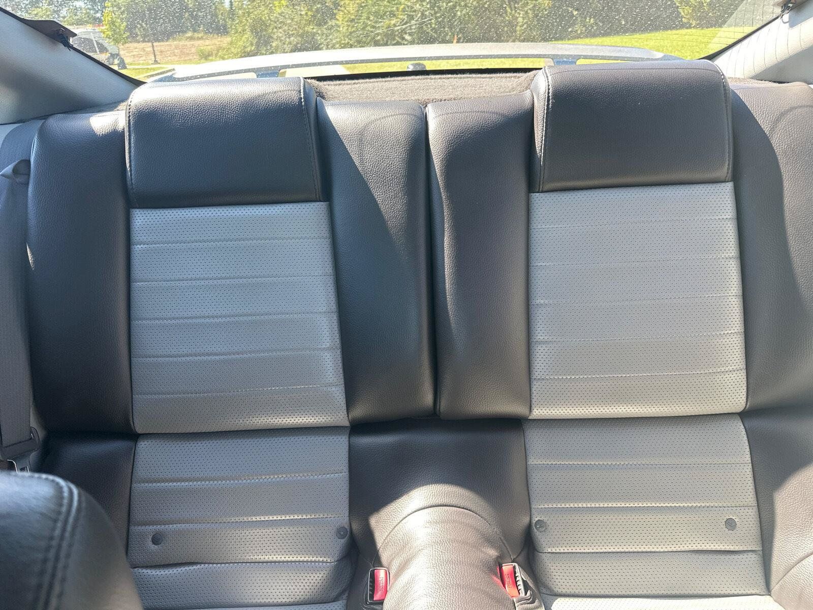 Used 2009 Ford Mustang GT Premium RWD image 12
