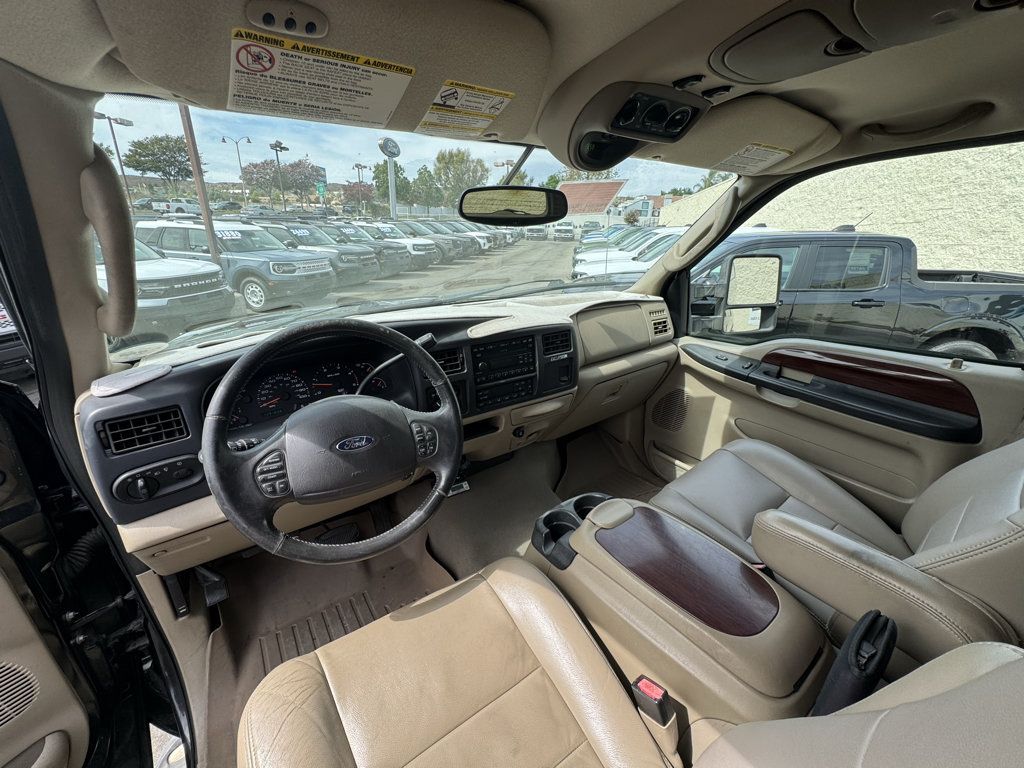 Used 2005 Ford Excursion Limited AWD/4WD image 15