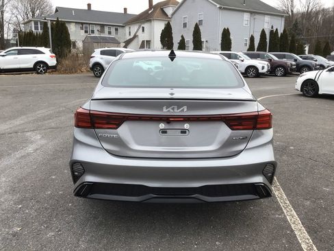 Used 2023 Kia Forte GT-Line w/ GT-Line Technology Package image 7