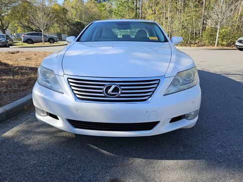 Used 2010 Lexus LS 460 image 3