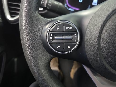 Used 2023 Kia Soul LX w/ Option Group 015 FWD image 25