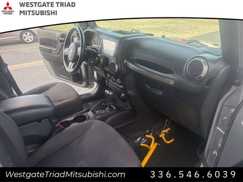 Used 2016 Jeep Wrangler Unlimited Sport w/ Connectivity Group image 15