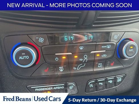 Used 2019 Ford Escape Titanium image 12