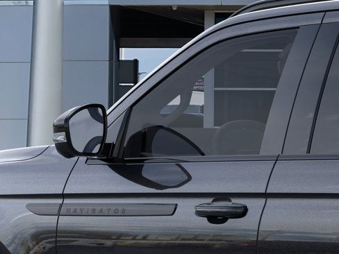 New 2026 Lincoln Navigator Reserve w/ Jet Appearance Package AWD/4WD image 20