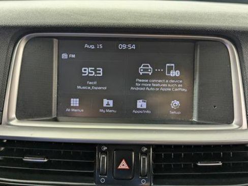 Used 2019 Kia Optima LX image 29