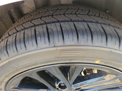 Used 2025 Toyota Camry SE image 26