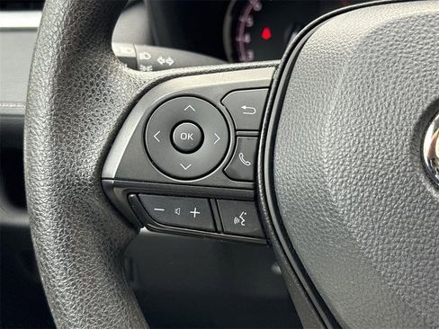 Used 2023 Toyota RAV4 XLE image 34