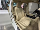 Used 2016 Toyota Camry XLE image 5