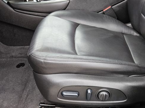 Used 2024 Chevrolet Malibu LT image 30