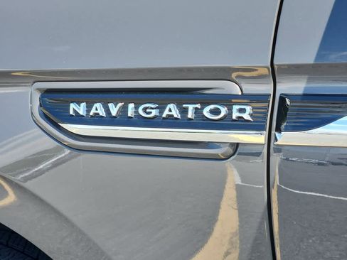 Used 2022 Lincoln Navigator Black Label image 24
