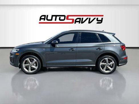 Used 2020 Audi Q5 2.0T Titanium Premium Plus w/ Premium Plus Package AWD/4WD image 4