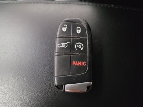 Used 2018 Jeep Grand Cherokee Limited AWD/4WD image 32
