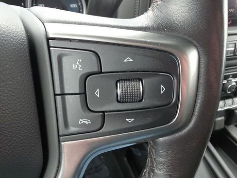 Used 2021 Chevrolet Silverado 2500 LTZ w/ LTZ Premium Package image 18