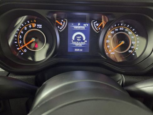 Used 2025 Jeep Gladiator Sport AWD/4WD image 14
