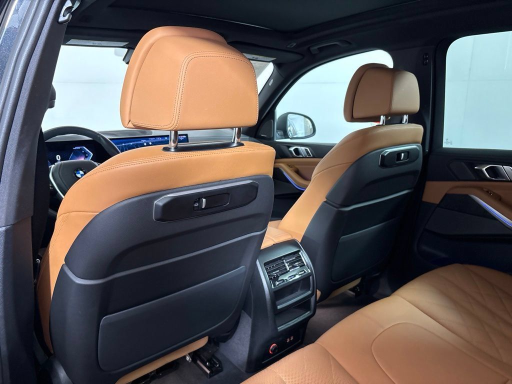 Certified 2024 BMW X5 sDrive40i w/ Premium Package RWD image 31