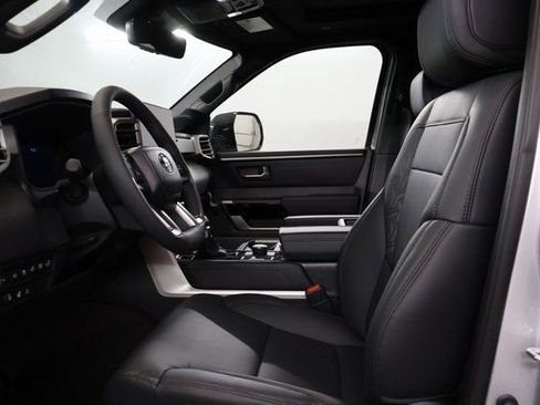 New 2025 Toyota Tundra Limited image 11