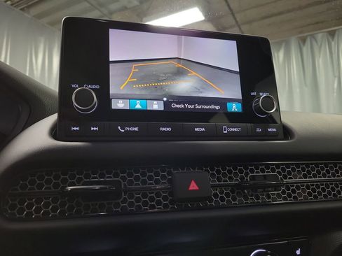 Used 2025 Honda HR-V Sport image 18