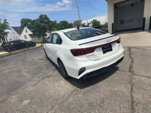 Certified 2023 Kia Forte GT-Line FWD image 7