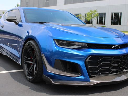 Used 2018 Chevrolet Camaro ZL1 RWD image 37