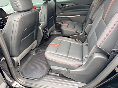 New 2026 Chevrolet Traverse RS w/ LPO, Floor Liner Package image 30