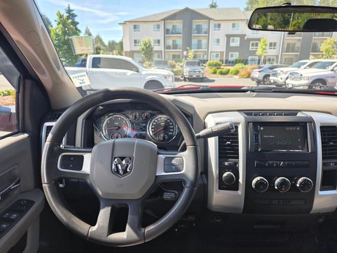 Used 2011 RAM 1500 Classic SLT AWD/4WD image 11