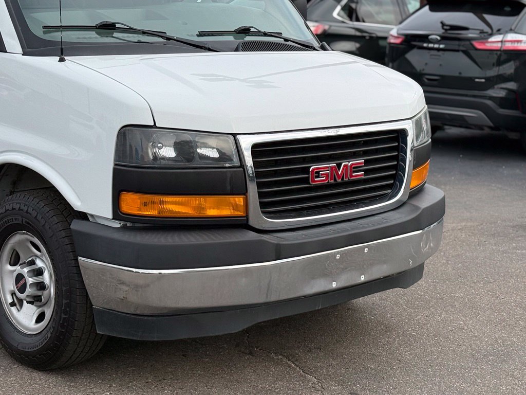 Used 2019 GMC Savana 2500 w/ Driver Convenience Package RWD image 21