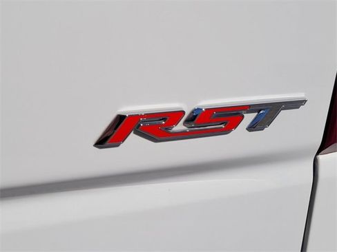 Used 2022 Chevrolet Silverado 1500 RST image 19