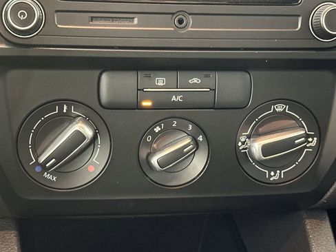 Used 2017 Volkswagen Jetta S FWD image 19