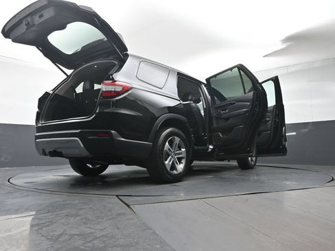 Used 2023 Honda Pilot EX-L image 52