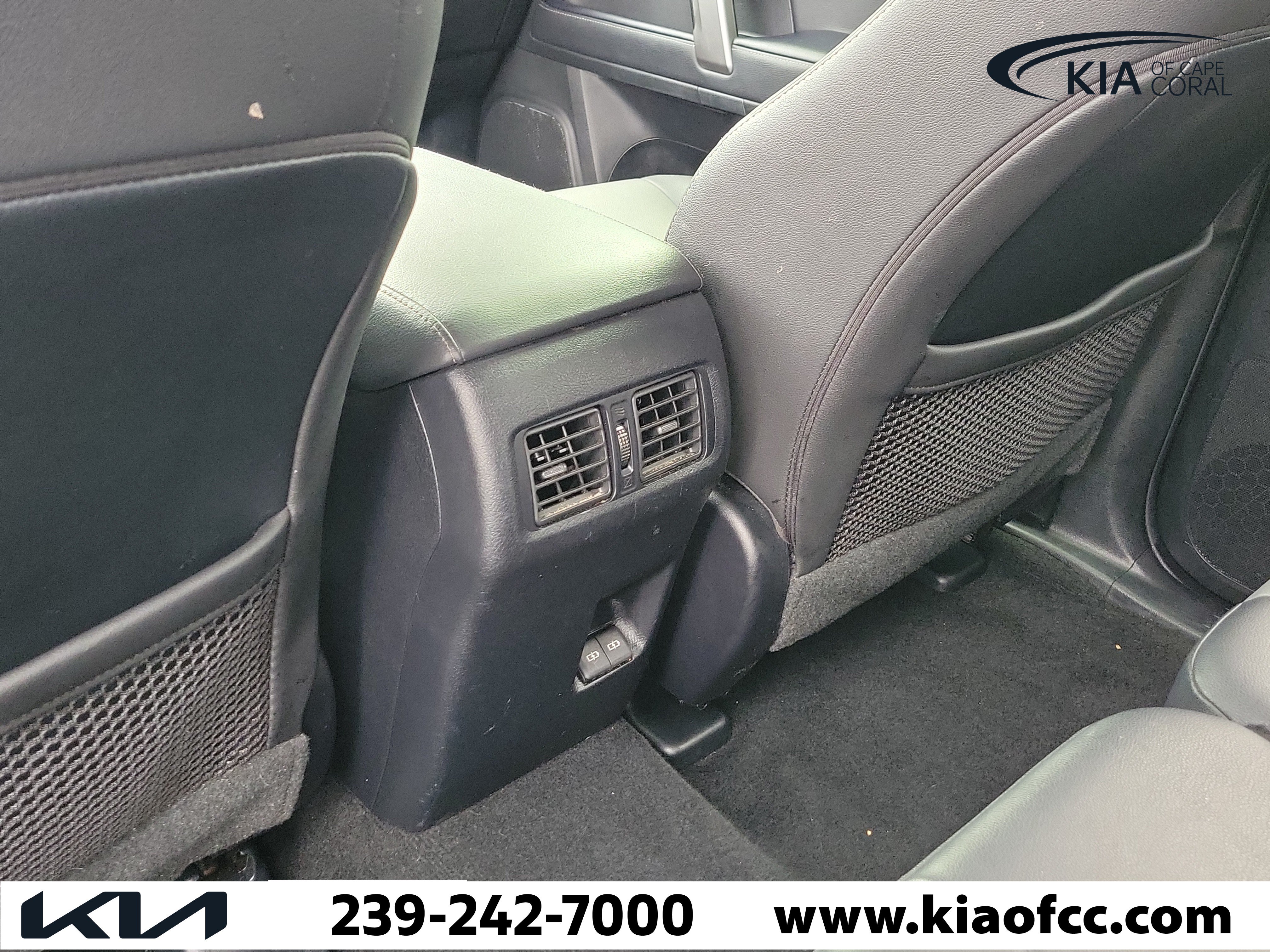 Used 2023 Toyota 4Runner SR5 Premium w/ Moonroof Package RWD image 12
