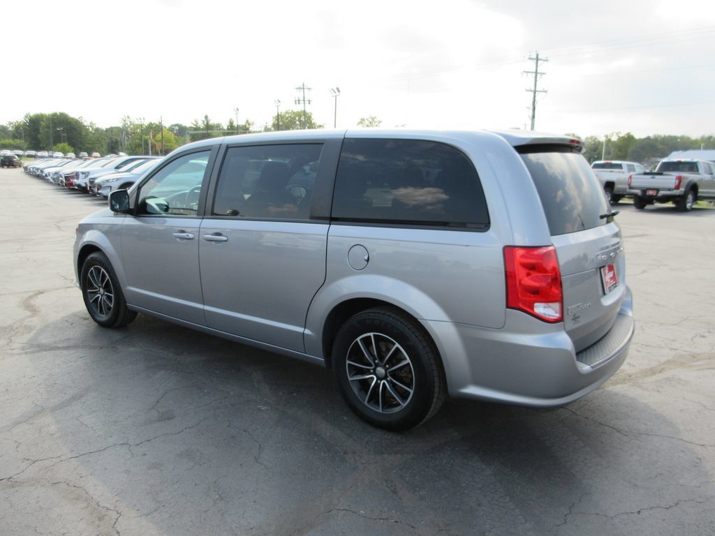 Used 2018 Dodge Grand Caravan SE FWD image 10