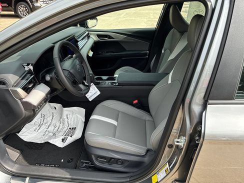 New 2026 Toyota Camry SE FWD image 15