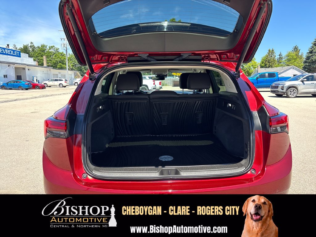 Used 2023 Buick Envision Essence AWD/4WD image 12