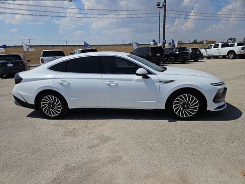 Used 2024 Hyundai Sonata SEL FWD image 9