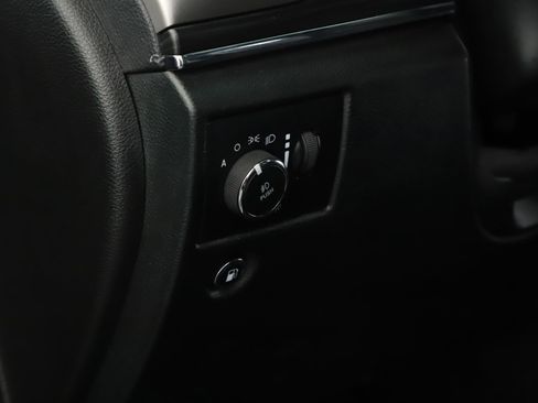 Used 2022 Jeep Grand Cherokee Limited image 7