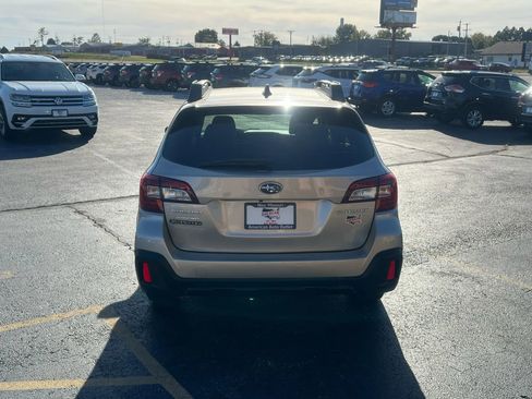 Used 2019 Subaru Outback 2.5i Premium w/ Protection Package #1 image 9