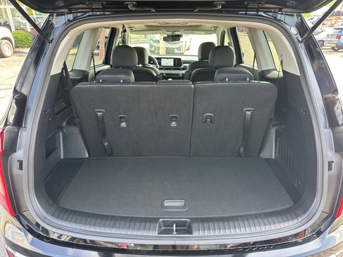 Certified 2023 Kia Telluride S w/ S Sunroof Package AWD/4WD image 17