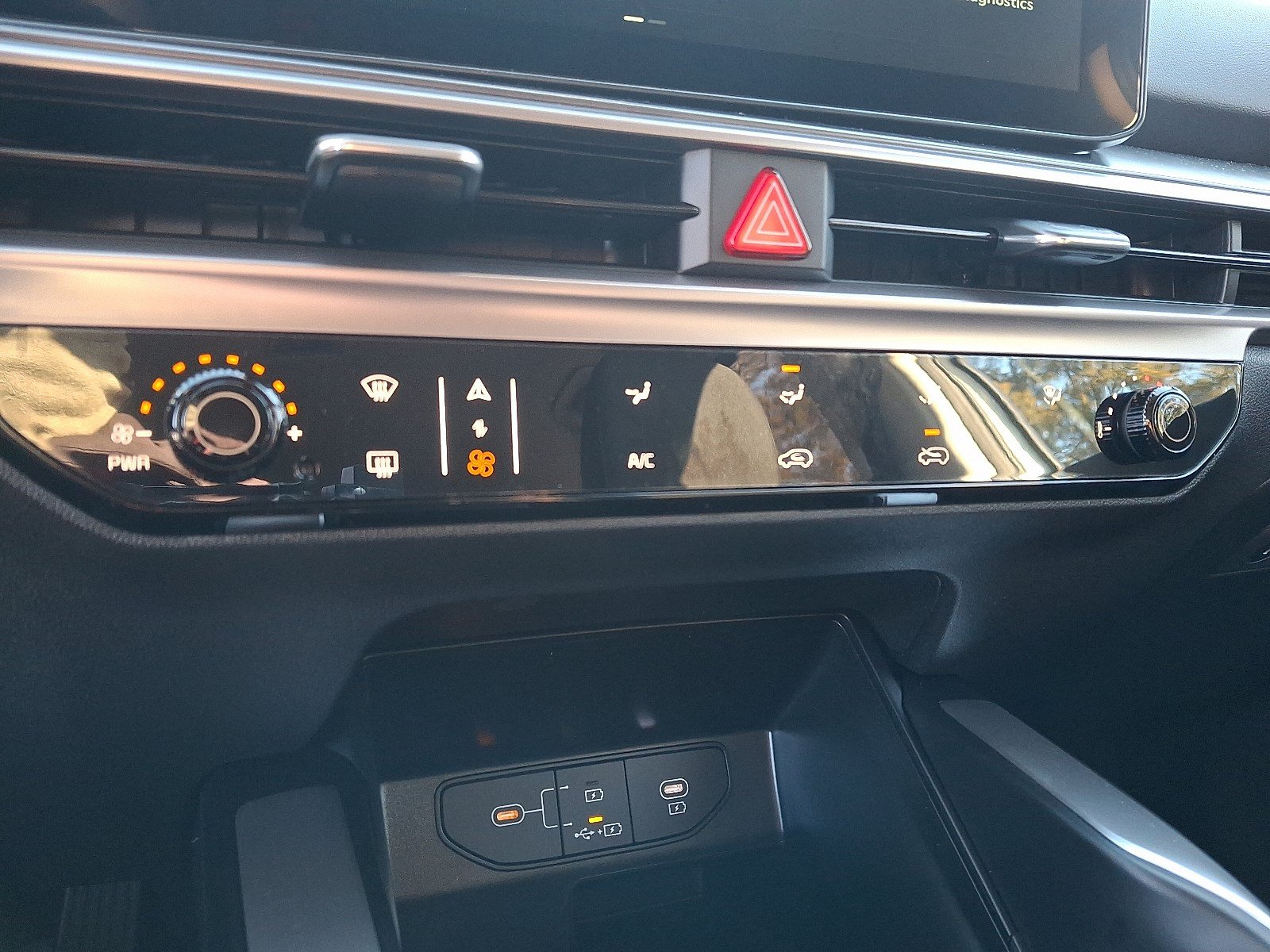 New 2026 Kia Sorento LX FWD image 11