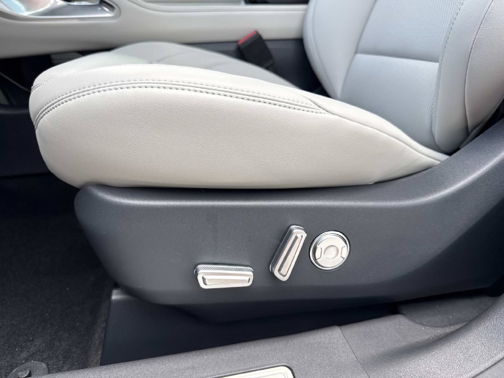 New 2026 Lincoln Nautilus Premier AWD/4WD image 20