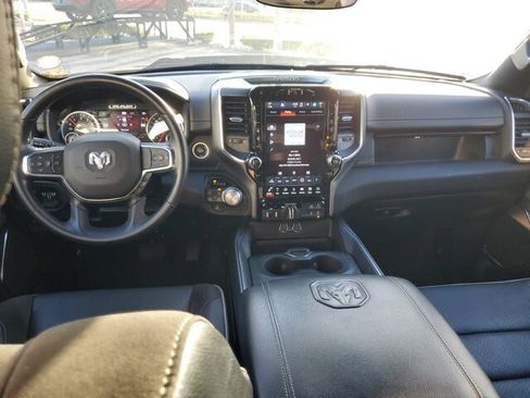 Used 2024 RAM 1500 Laramie image 14