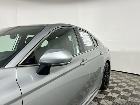 Used 2023 Toyota Camry XSE image 12