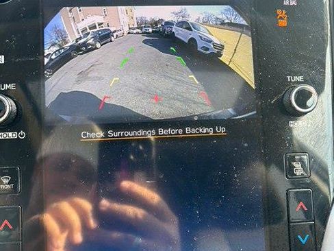 Used 2022 Subaru Outback Premium image 17